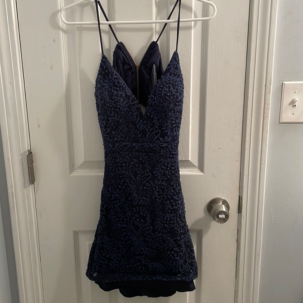 Navy blue body con/cocktail dress